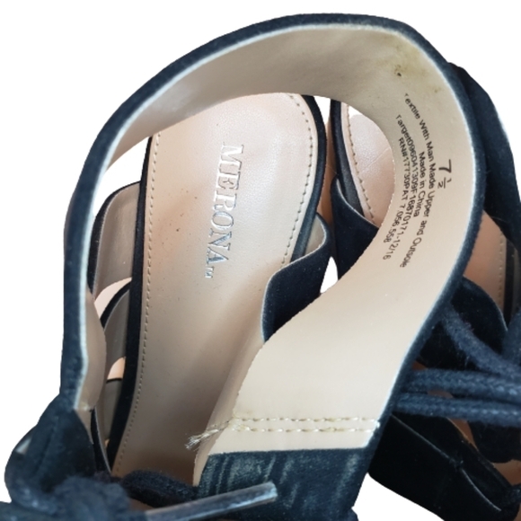 Merona Black Lace Up Open Toe Chunky Heels - Picture 6 of 10